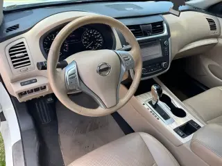 Nissan Altima 2016 2.5 SL 4dr Sedan