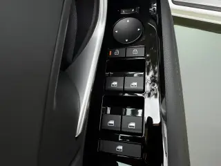 Hyundai TUCSON 2025 Limited 4dr SUV
