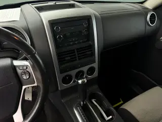 Mercury Mountaineer 2008 AWD Base 4dr SUV