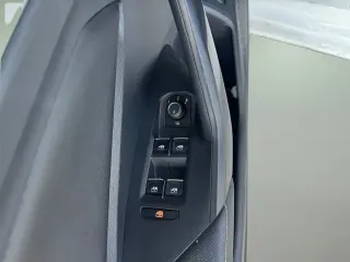Volkswagen Jetta 2022 S 4dr Sedan 8A