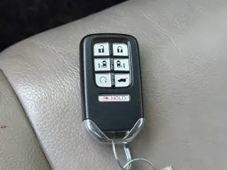 Honda Odyssey 2020 Touring 4dr Mini-Van