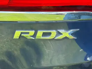 Acura RDX 2017 AWD 4dr SUV w/Advance Package