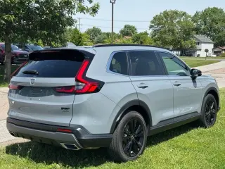 Honda CR-V Hybrid 2025 AWD Sport Touring 4dr SUV