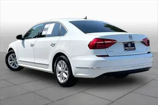 Volkswagen Passat 2016 1.8T S 4dr Sedan PZEV