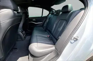 BMW 3 Series 2024 330i 4dr Sedan