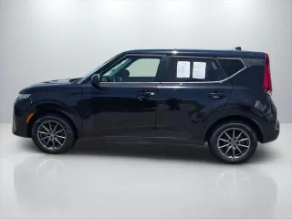 Kia Soul 2022 LX 4dr Crossover CVT