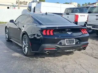 Ford Mustang 2024 EcoBoost Premium 2dr Fastback