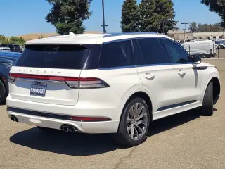 Lincoln Aviator 2021 AWD Grand Touring 4dr SUV