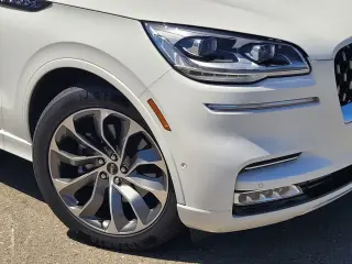 Lincoln Aviator 2021 AWD Grand Touring 4dr SUV