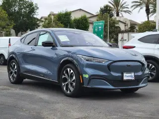Ford Mustang Mach-E 2023 Premium 4dr SUV