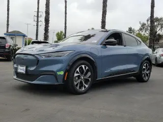 Ford Mustang Mach-E 2023 Premium 4dr SUV