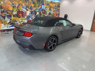 Ford Mustang 2025 EcoBoost 2dr Convertible