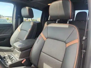 GMC Canyon 2024 4x4 AT4 4dr Crew Cab 5 ft. SB