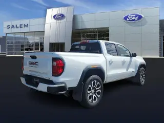 GMC Canyon 2024 4x4 AT4 4dr Crew Cab 5 ft. SB
