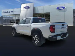 GMC Canyon 2024 4x4 AT4 4dr Crew Cab 5 ft. SB