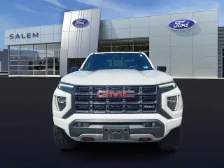 GMC Canyon 2024 4x4 AT4 4dr Crew Cab 5 ft. SB