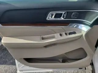 Ford Explorer 2019 Limited 4dr SUV