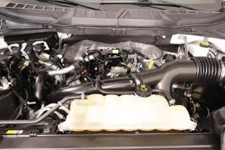 Ford F-150 2023 4x4 Lariat 4dr SuperCrew 5.5 ft. SB