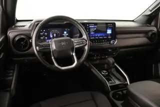Chevrolet Colorado 2026 4x4 Trail Boss 4dr Crew Cab 5 ft. SB