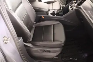 Volkswagen Atlas Cross Sport 2023 AWD SEL R-Line Black 4Motion 4dr SUV