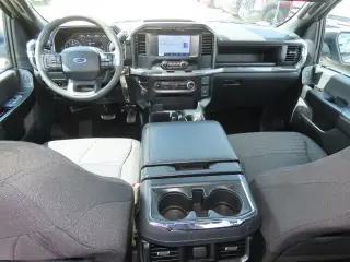 Ford F-150 2022 4x2 XL 4dr SuperCrew 5.5 ft. SB