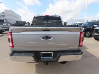 Ford F-150 2022 4x4 XL 4dr SuperCrew 5.5 ft. SB