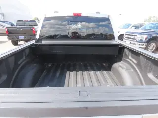 Ford F-150 2022 4x4 XL 4dr SuperCrew 5.5 ft. SB
