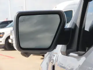 Ford F-150 2022 4x4 XL 4dr SuperCrew 5.5 ft. SB
