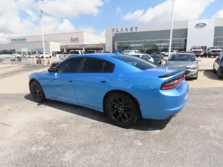 Dodge Charger 2023 SXT 4dr Sedan