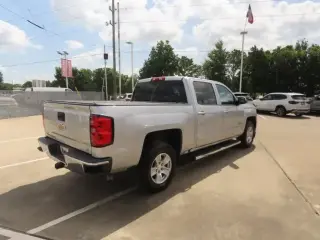 Chevrolet Silverado 1500 2017 4x2 LT 4dr Crew Cab 5.8 ft. SB