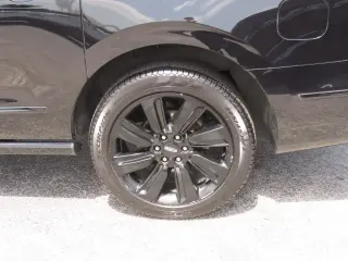 Lincoln Navigator L 2022 4x2 Reserve 4dr SUV