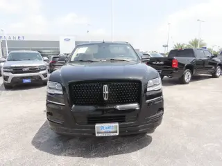 Lincoln Navigator L 2022 4x2 Reserve 4dr SUV