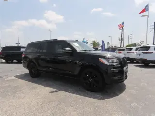 Lincoln Navigator L 2022 4x2 Reserve 4dr SUV