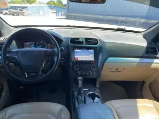 Ford Explorer 2017 AWD XLT 4dr SUV