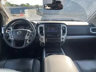 Nissan Titan 2018 4x4 S 4dr Crew Cab