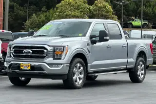 Ford F-150 2023 4x4 XL 4dr SuperCrew 5.5 ft. SB
