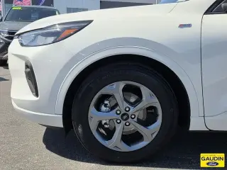 Ford Escape 2024 ST-Line 4dr SUV