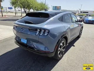 Ford Mustang Mach-E 2023 AWD Premium 4dr SUV