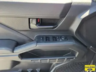 Toyota Tacoma 2024 4x4 SR 4dr Double Cab 5.0 ft SB 8A