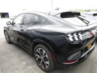 Ford Mustang Mach-E 2022 Premium 4dr SUV