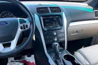 Ford Explorer 2015 AWD XLT 4dr SUV