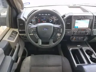 Ford F-150 2018 4x4 XLT 4dr SuperCrew 5.5 ft. SB