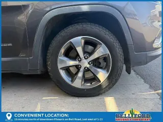 Jeep Cherokee 2019 4x4 High Altitude 4dr SUV