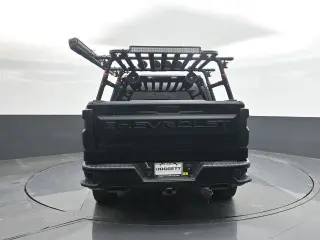 Chevrolet Silverado 1500 2023 4x4 LT Trail Boss 4dr Crew Cab 5.8 ft. SB