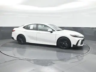 Toyota Camry 2025 SE 4dr Sedan