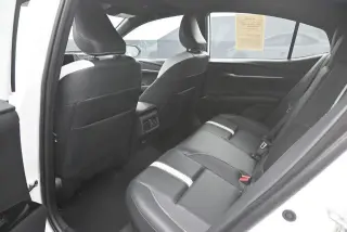 Toyota Camry 2025 SE 4dr Sedan