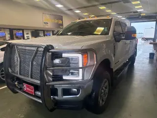 Ford F-350 Super Duty 2019 4x4 Platinum 4dr Crew Cab 8 ft. LB SRW Pickup