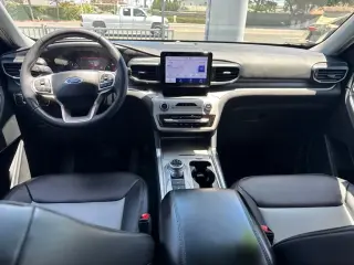 Ford Explorer 2024 XLT 4dr SUV