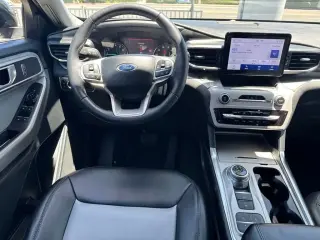 Ford Explorer 2024 XLT 4dr SUV