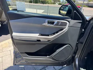 Ford Explorer 2024 XLT 4dr SUV